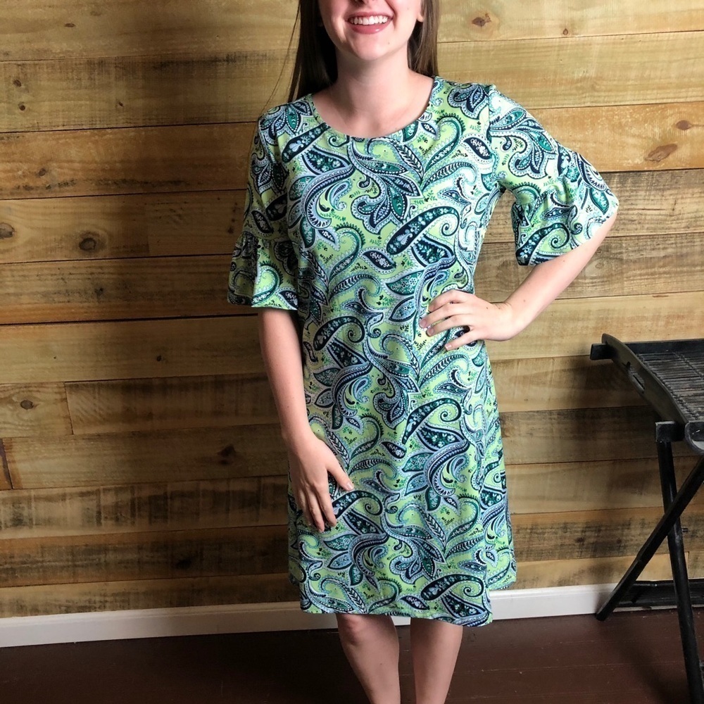 Kim Rogers, lounging dress - Picture 3 of 9